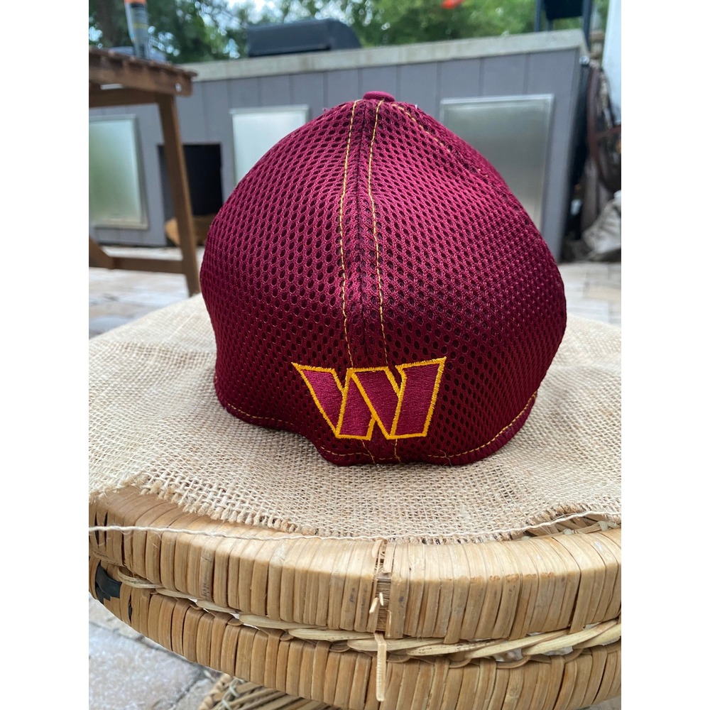 New Era Washington Commanders 39THIRTY Stretch Fit Hat Burgundy Gold NFL M/L - Picture 3 of 6
